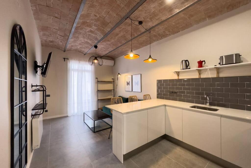 Bebarceloner Sants Apartments - 2 Bedrooms Buitenkant foto