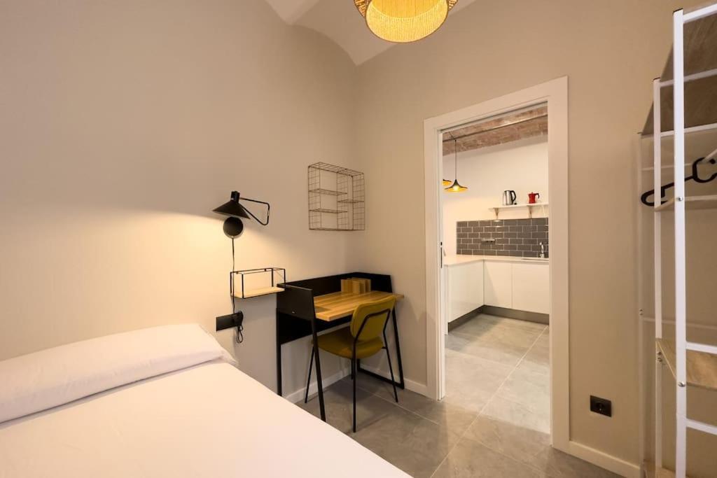 Bebarceloner Sants Apartments - 2 Bedrooms Buitenkant foto