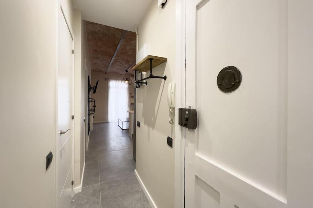 Bebarceloner Sants Apartments - 2 Bedrooms Buitenkant foto